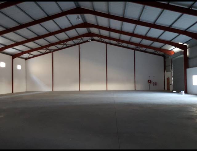 1,000M² WAREHOUSE TO LET IN BELLVILLE SOUTH